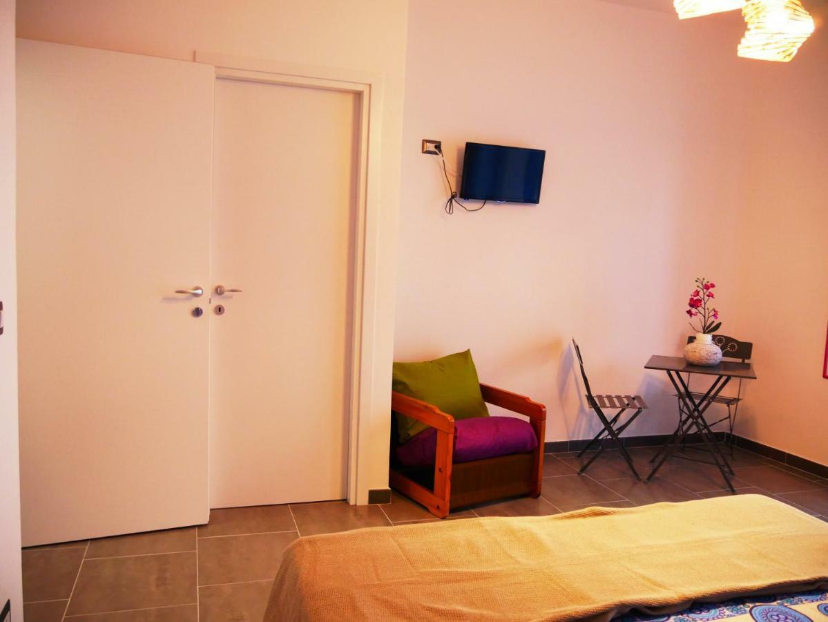 Casa Namaste Bed and Breakfast Λέτσε Εξωτερικό φωτογραφία